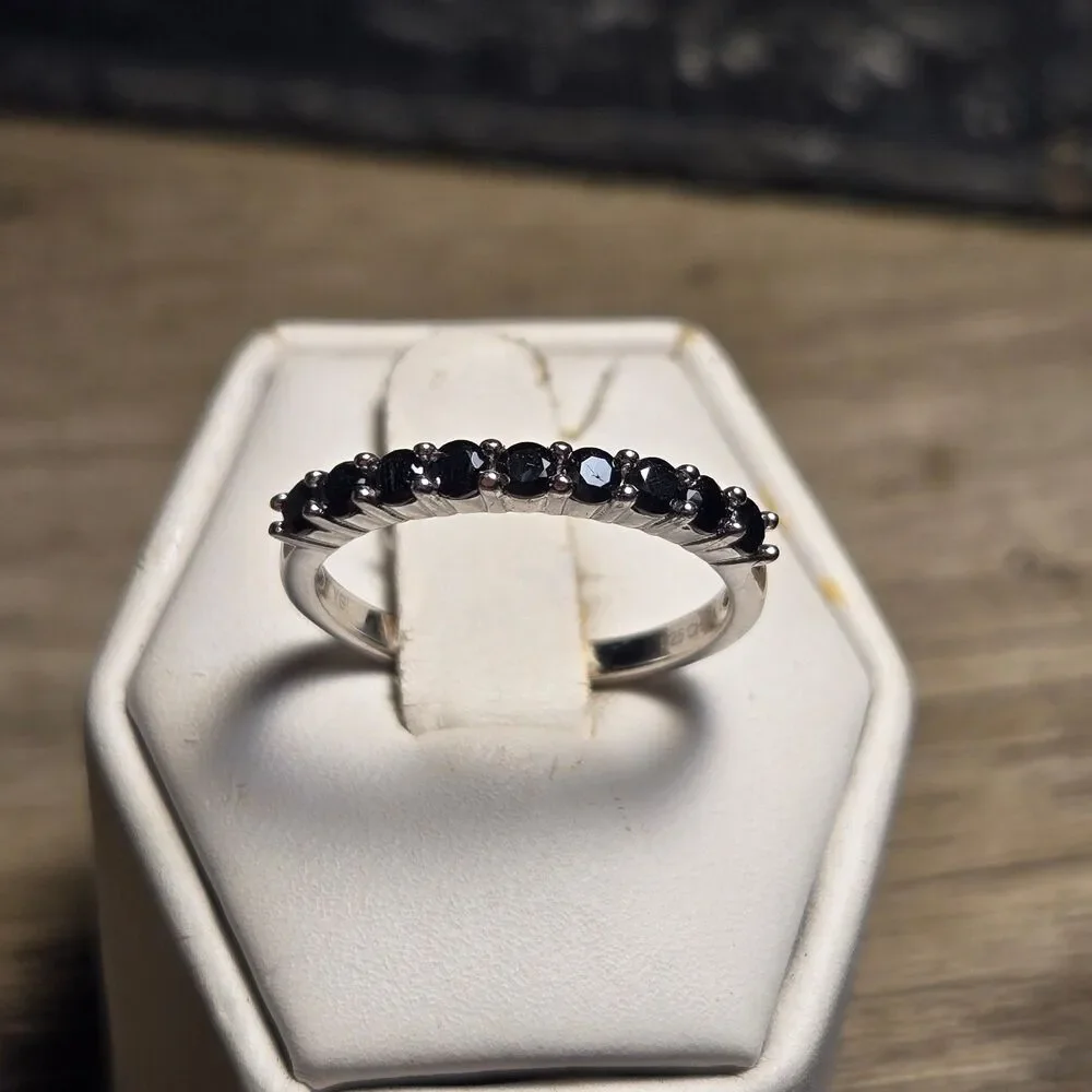 Black Stone Sparkly Stacker vintage sterling silver ring sz 8